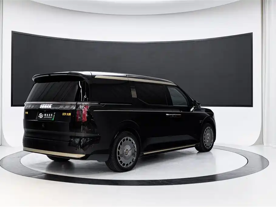 ZEEKR EXTREME KRYPTON 009