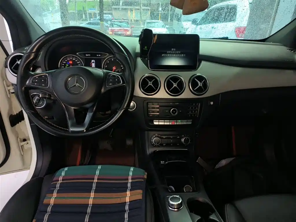 Mercedes-Benz B-Class 2017 B 200 Dynamic фото 9