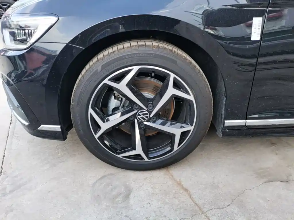 Volkswagen Magotan 2026 2026 Model 30 Million Special Selection 380TSI DSG Luxury