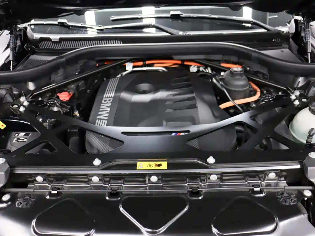 BMW XM 2024 2023 50e