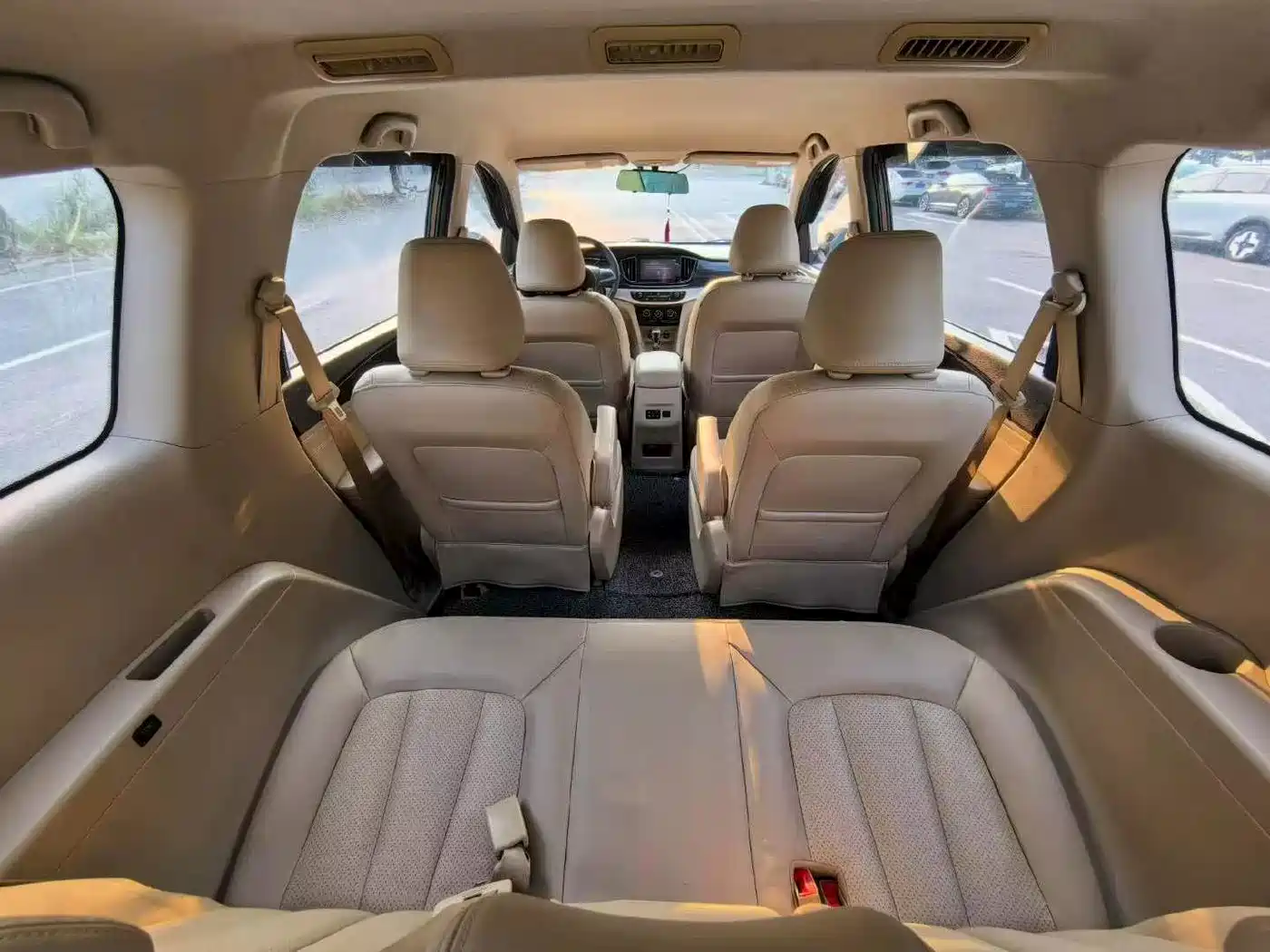 Baojun 730 2015 2016 1.5L Manual Comfort 7-seater China V