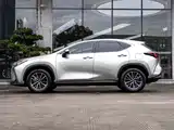 Фото 4 - Lexus NX