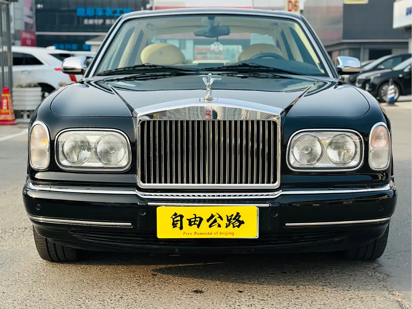 Rolls-Royce Phantom 2004 Model 6.7L Standard Version