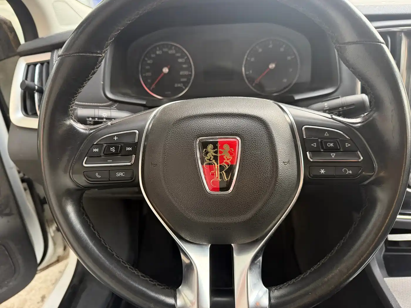 Roewe i6 2018 2018 20T Automatic Internet ZhiXiang Edition
