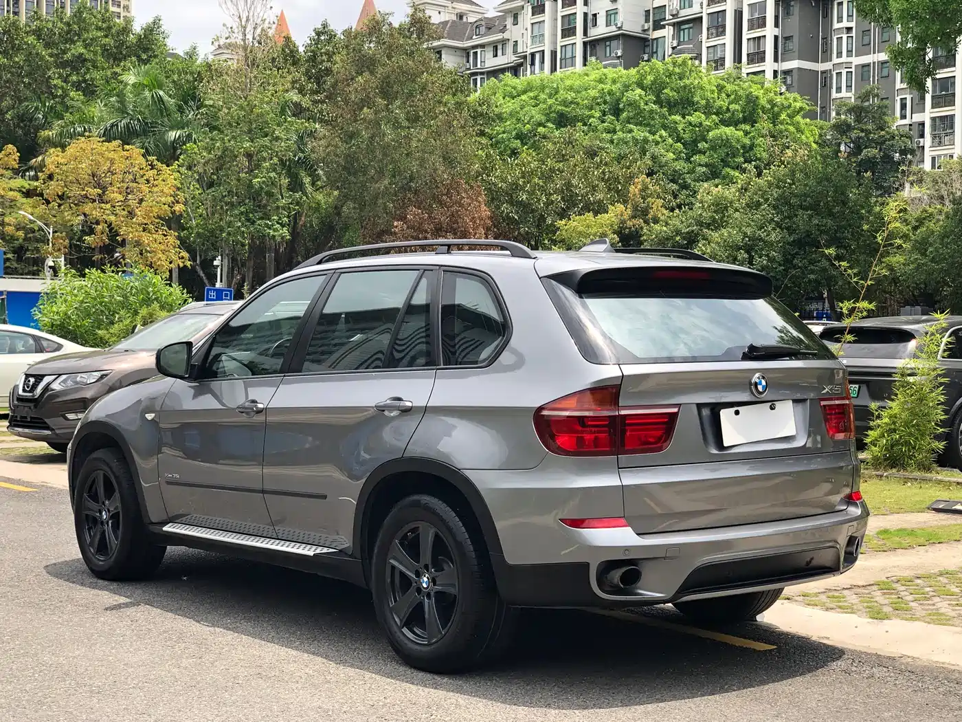 BMW X5 (Import) 2011 xDrive35i Premium фото 4