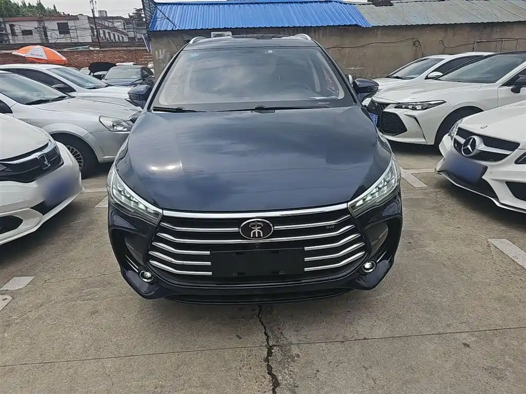 BYD Song MAX 2017 1.5T Auto Smart Connect Premium 7-seater фото 3