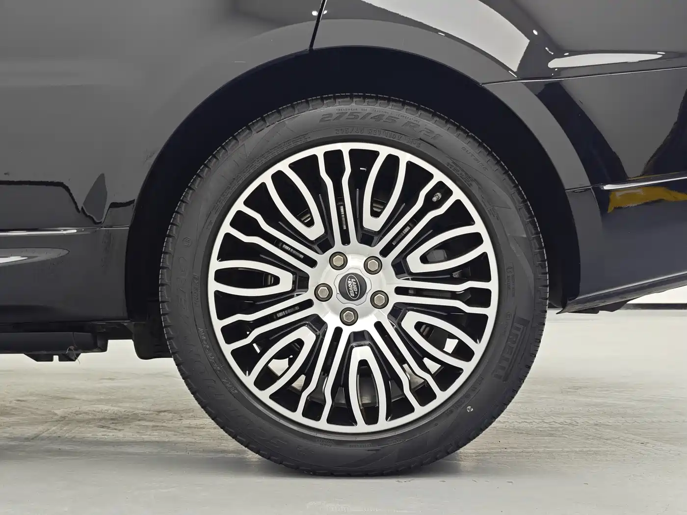 Land Rover Range Rover Sport 2020 3.0 L6 HSE DYNAMIC фото 13