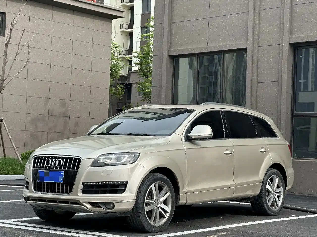 Фото 3 - Audi Q7
