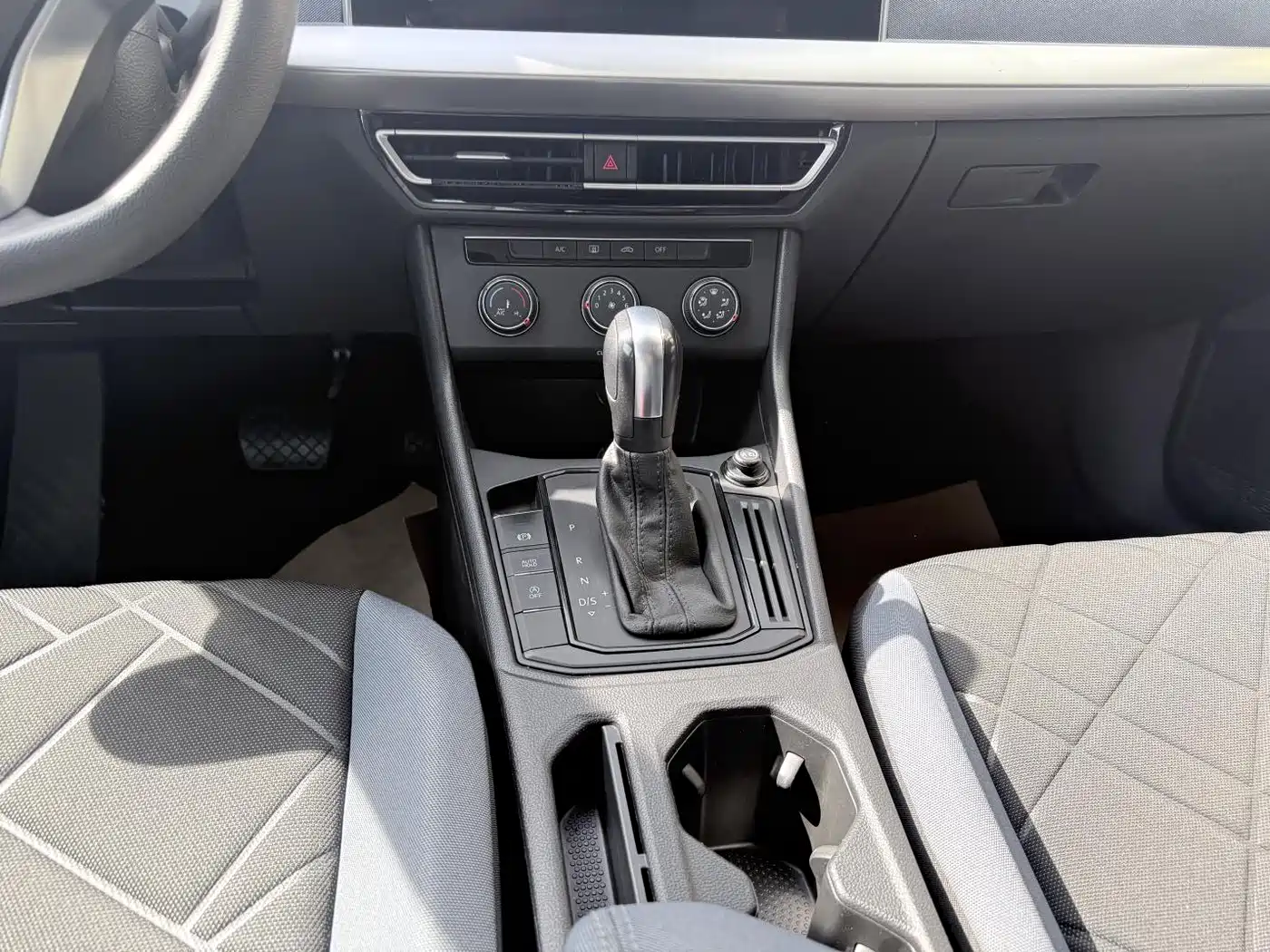 Volkswagen Lavida 2023 1.5L Auto Delight Edition фото 12