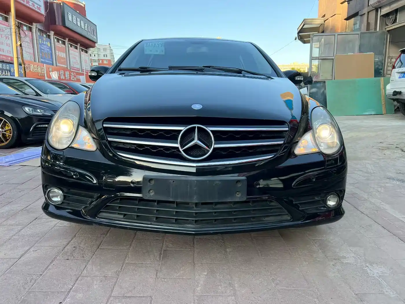 Mercedes-Benz R-Class 2010 R 350 L 4MATIC Grand Edition фото 2
