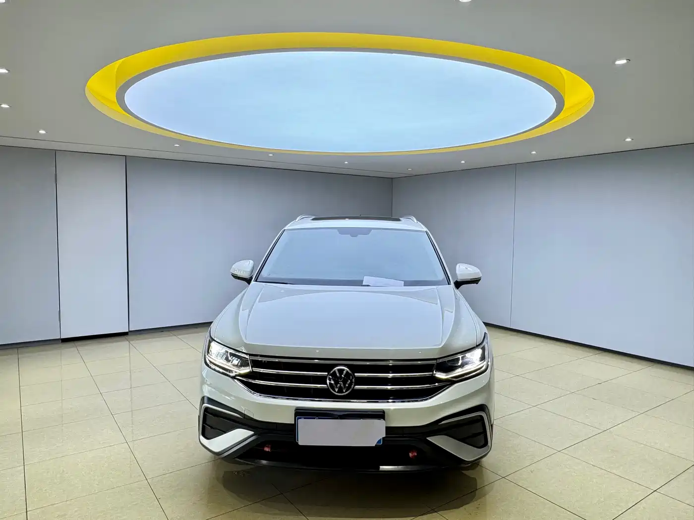 Volkswagen Tiguan L 2023 280TSI 2WD Trend Limited Edition фото 2