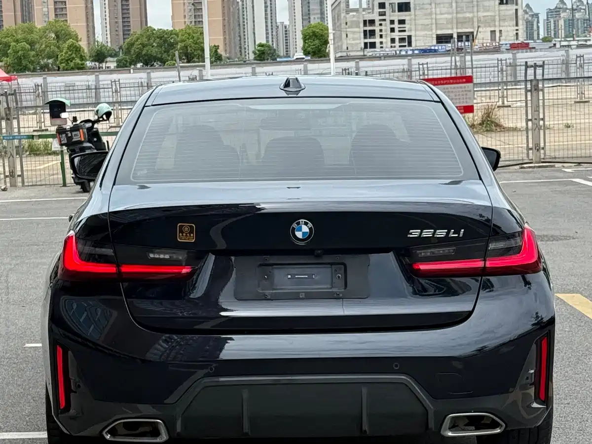 BMW 3 Series 2023 325Li M Sport Package фото 8