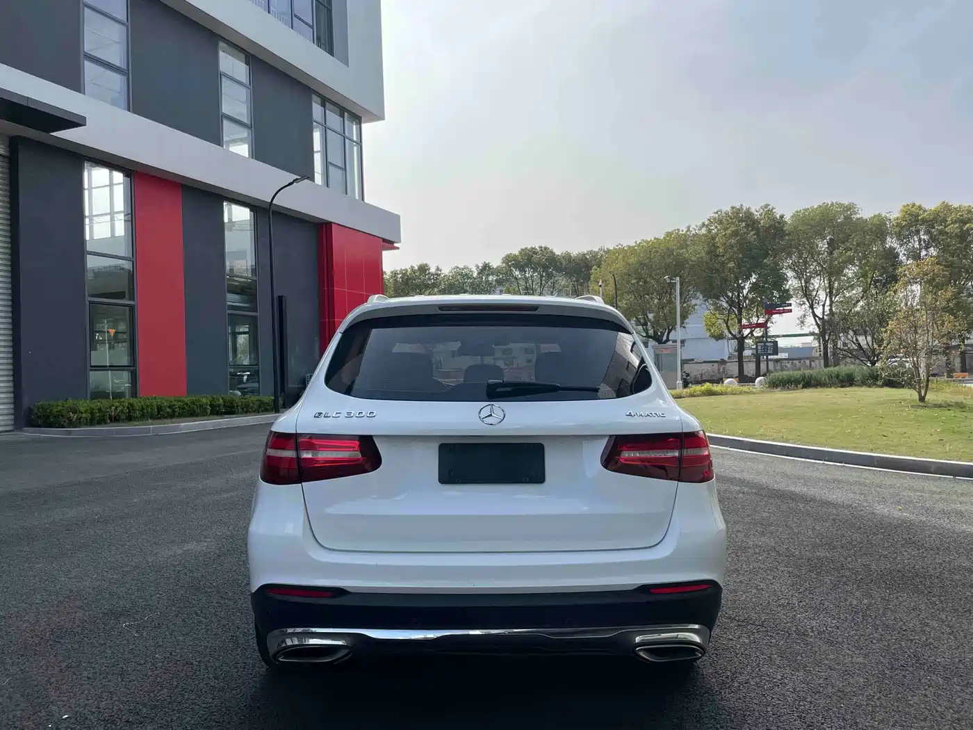 Mercedes-Benz GLC 2016 GLC 300 4MATIC Dynamic фото 5