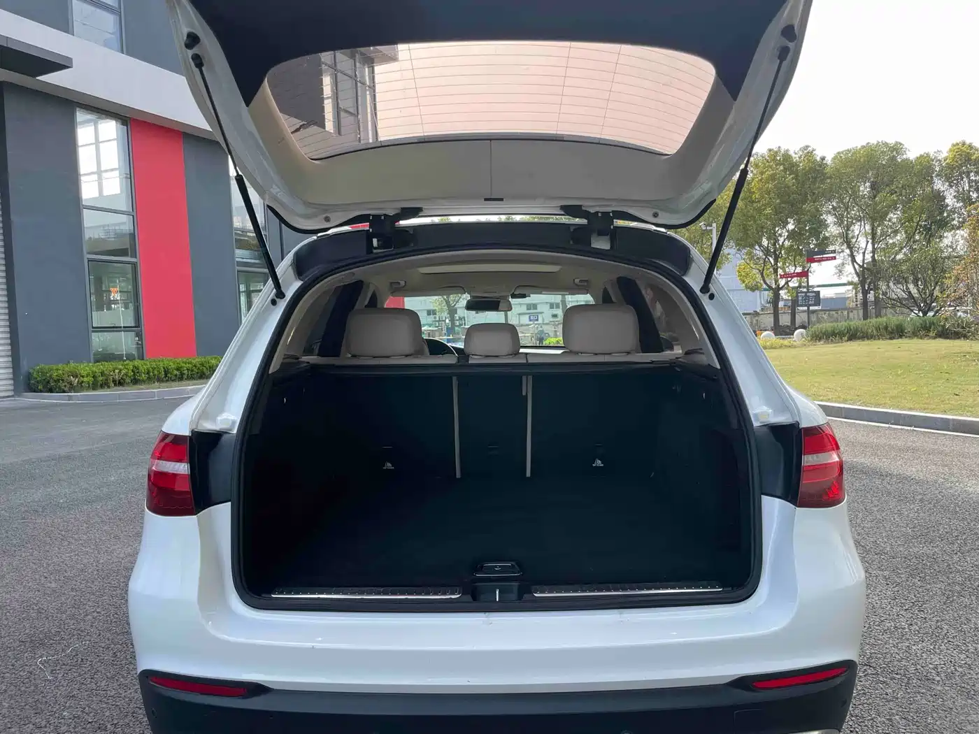 Mercedes-Benz GLC 2016 GLC 300 4MATIC Dynamic фото 17