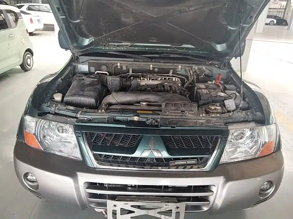 Mitsubishi Pajero 2015 2011 Mitsubishi Pajero V73 3.0L AT GLX