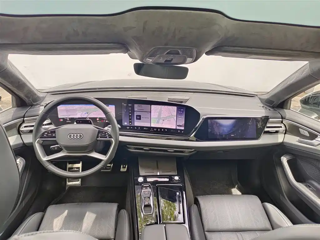 Фото 8 - Audi A6L