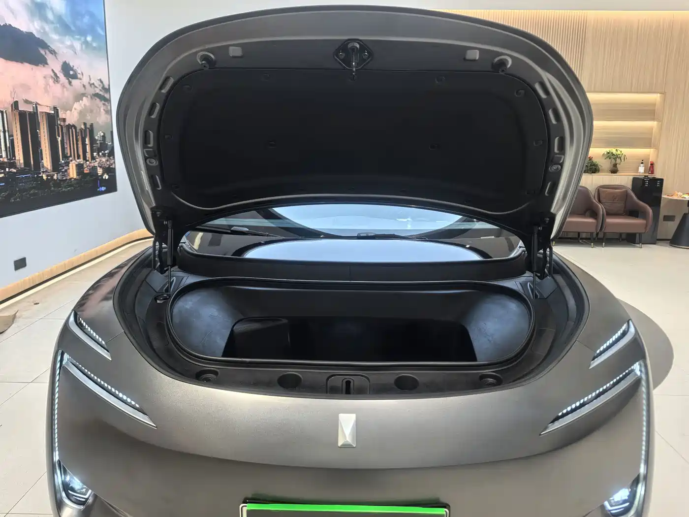 Avatr 11 2023 2022 Long Range Dual Motor Luxury Edition 5-seater