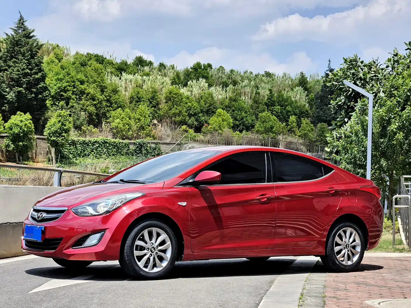 Hyundai Langdong 2012 1.6L Automatic Fashion