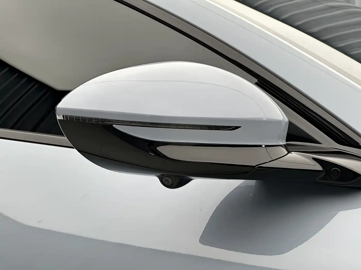 Avatr 12 2023 650 Triple Laser AWD Performance Edition фото 6