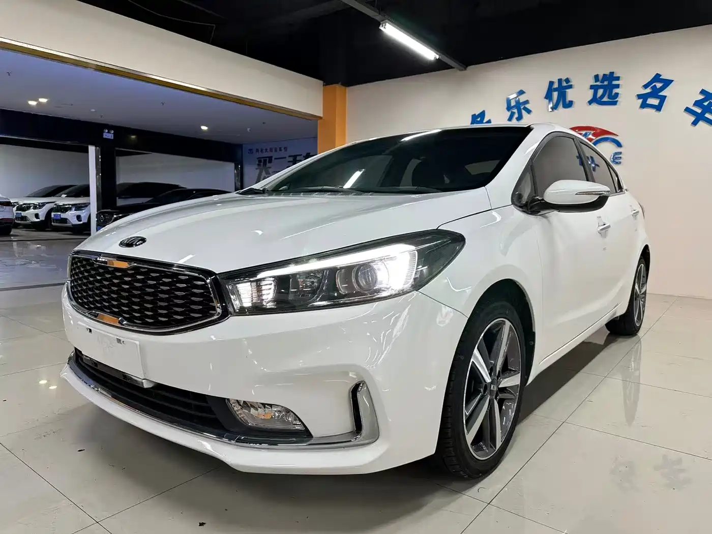 Kia K3 2017 1.6L Automatic 15th Anniversary Special GLS