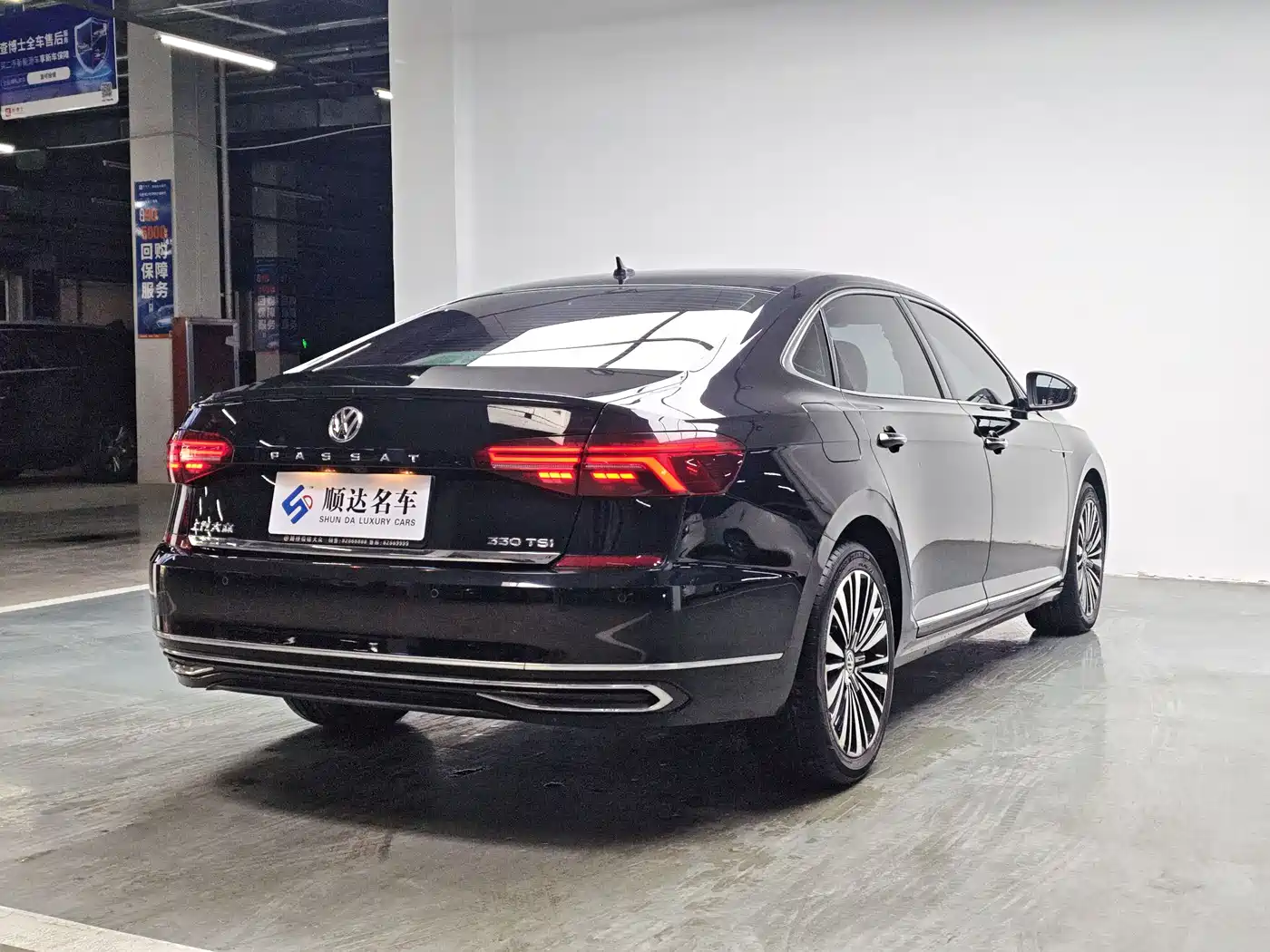 Volkswagen Passat 2019 330TSI Luxury Edition China VI фото 12