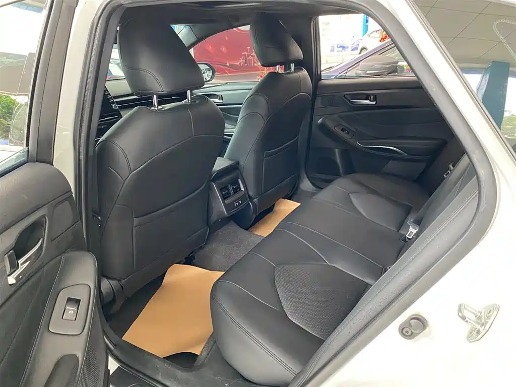 Toyota Avalon 2019 2.0L Progressive Edition (China VI) фото 9