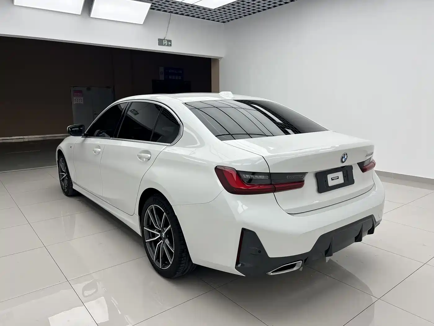 BMW 3-SERIES