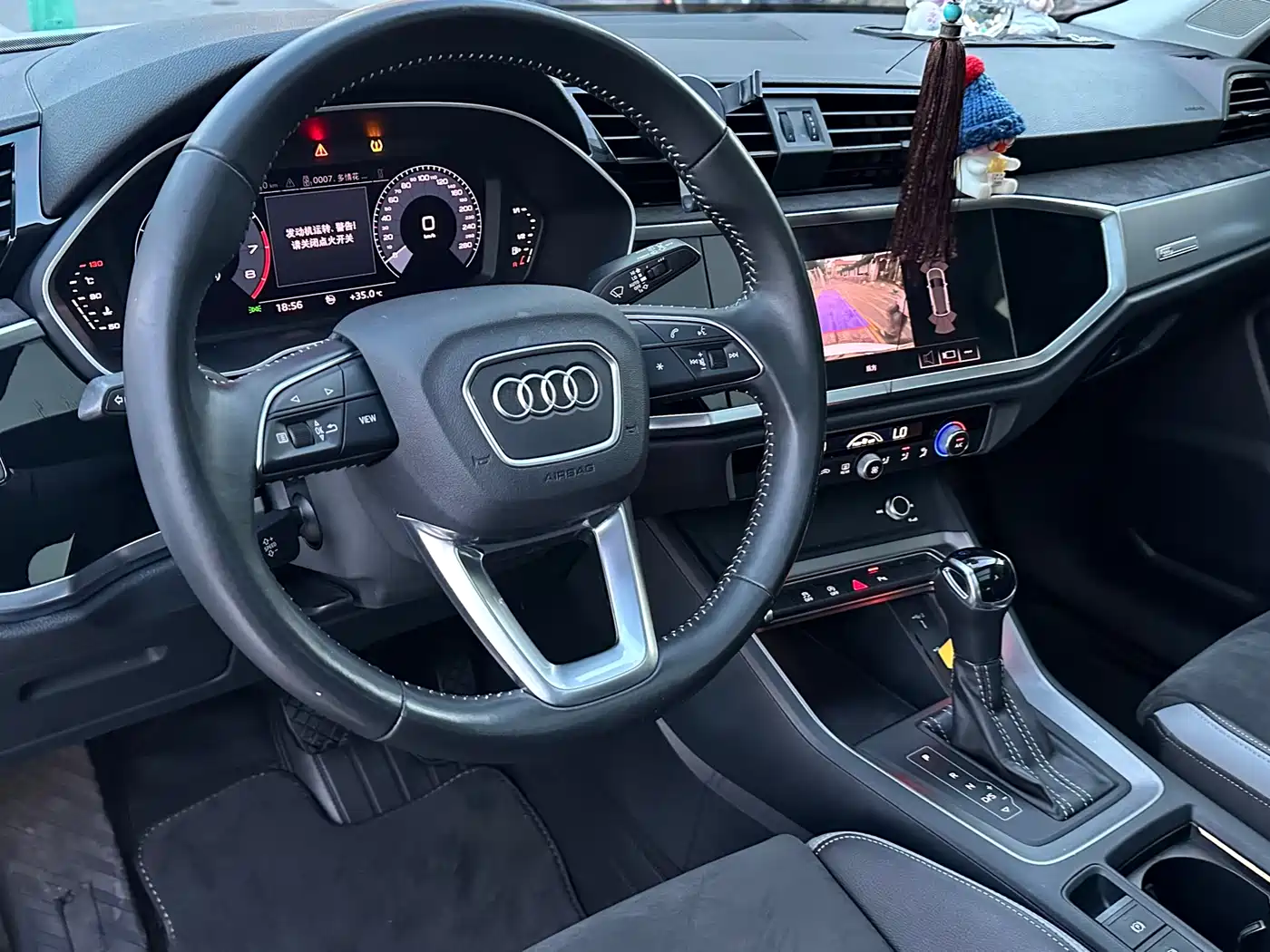 Фото 10 - Audi Q3
