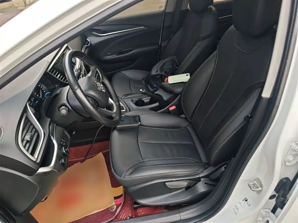 Buick Excelle 2019 18T Auto Connected Elite China VI фото 15