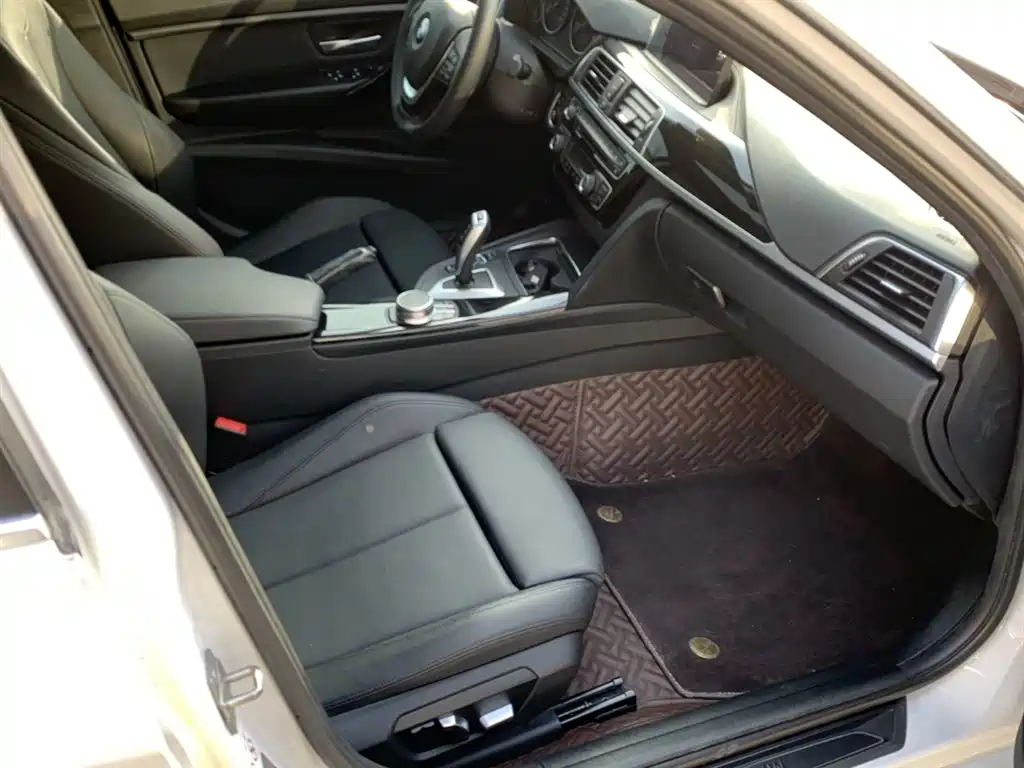 BMW 3 Series 2019 320Li Fashion Type фото 22