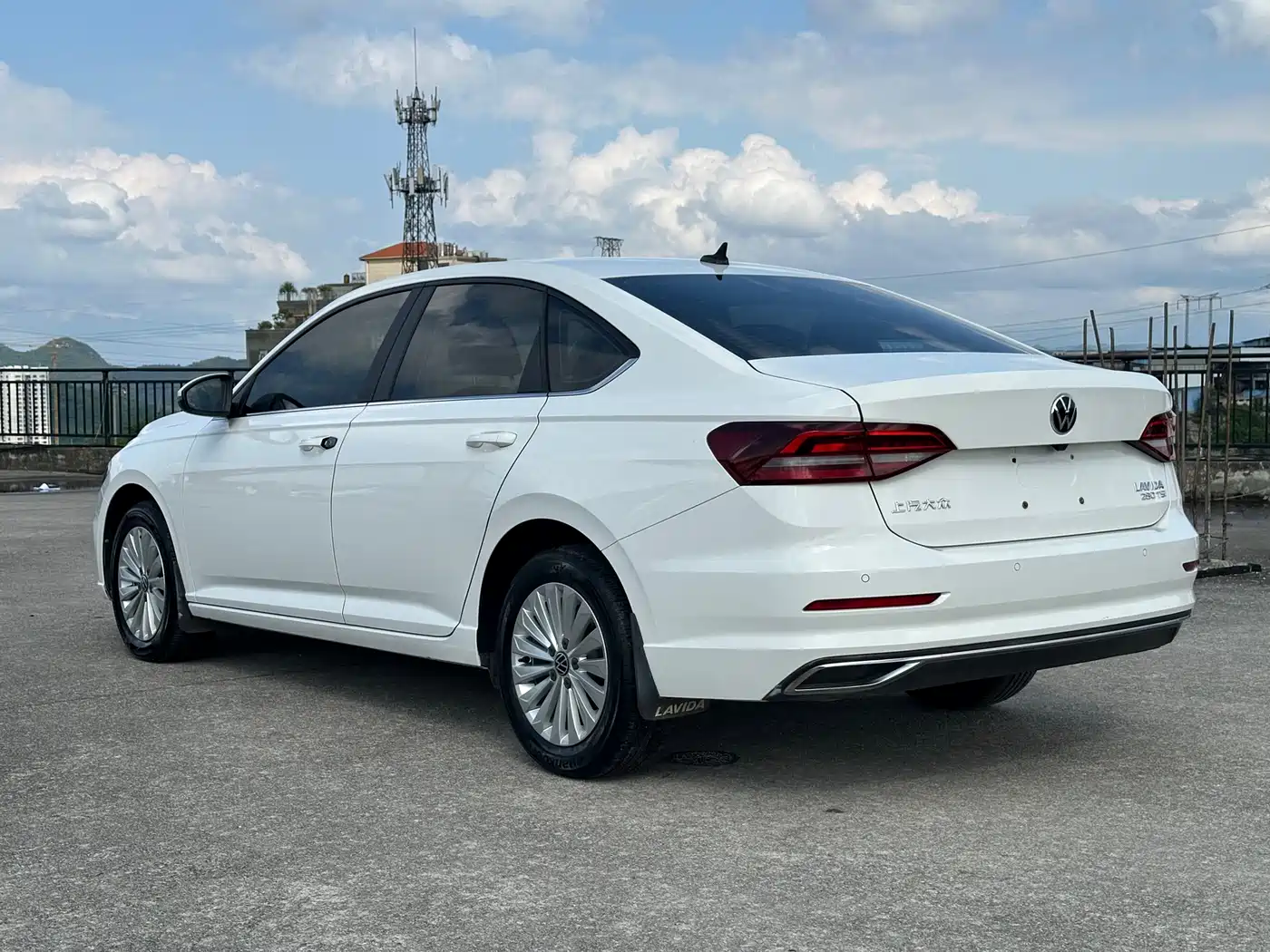 Volkswagen Lavida 2022 280TSI DSG Comfort Edition фото 6