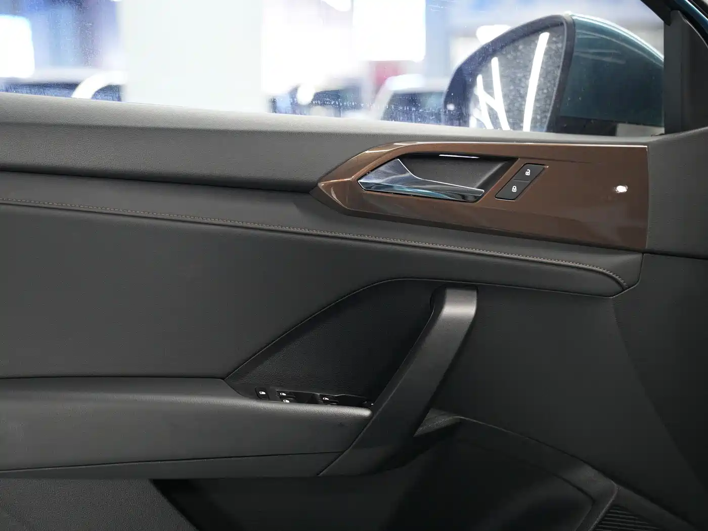 Volkswagen Tharu 2020 Model 280TSI 2WD Luxury Plus China VI фото 10