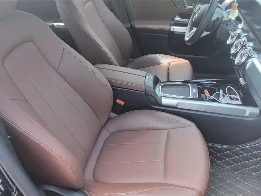 Mercedes-Benz GLB 2024 GLB 200 Dynamic фото 8