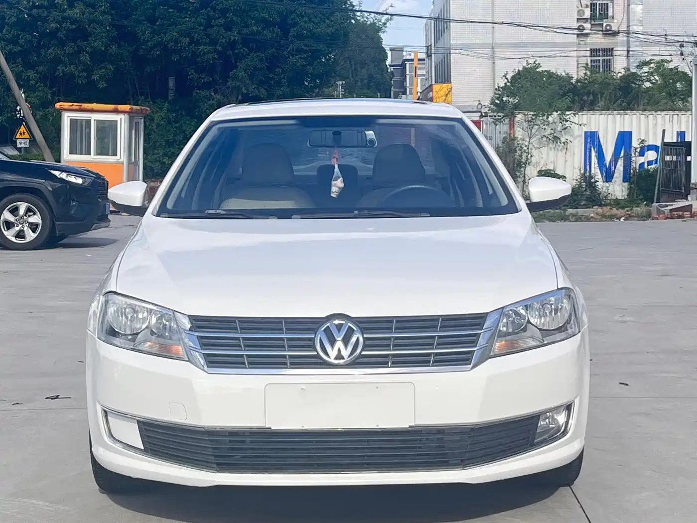 Volkswagen Lavida 2013 Facelift 1.4TSI DSG Comfort фото 2