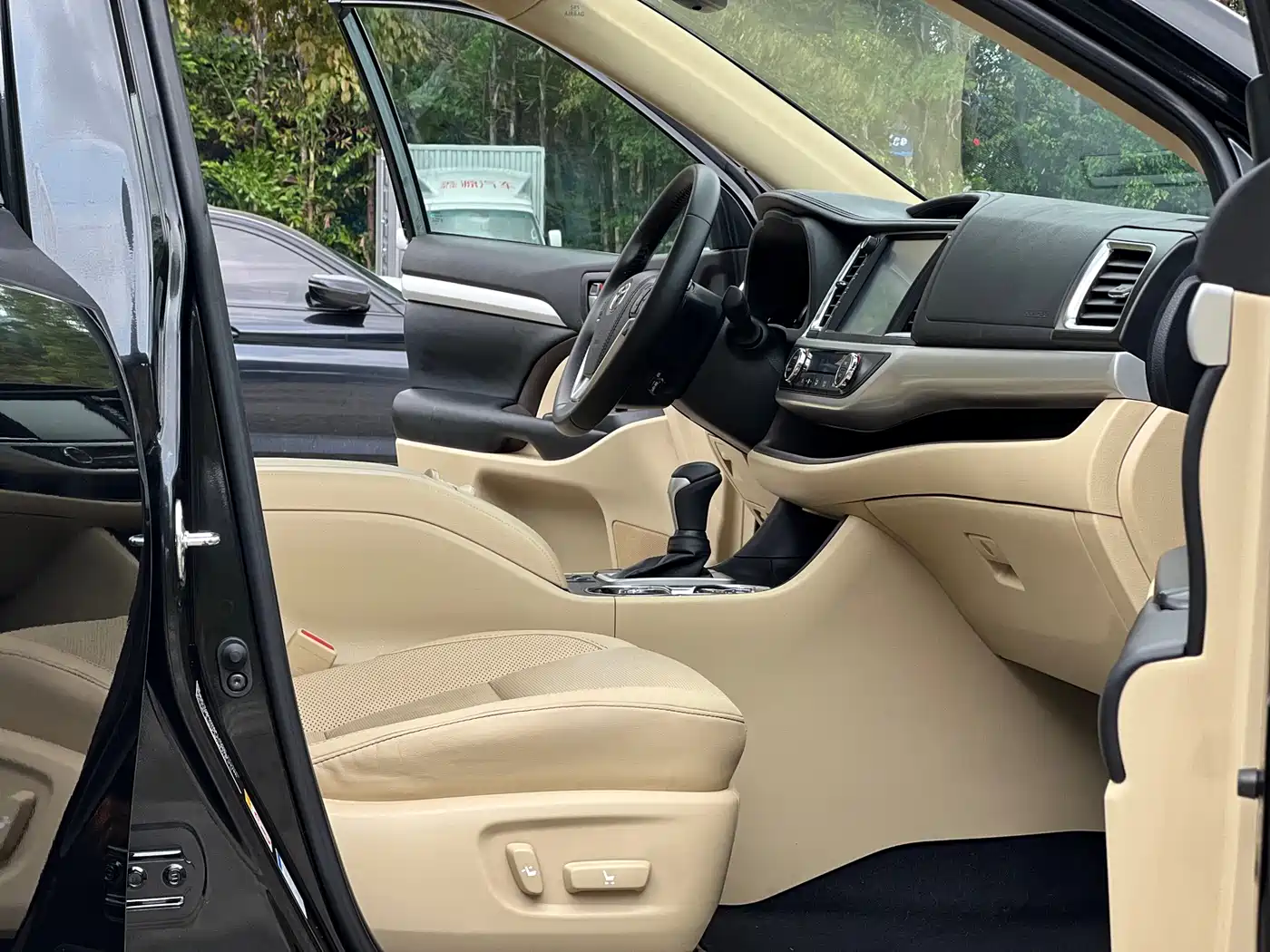 Toyota Highlander 2018 2.0T 4WD Luxury 7-seater (China V) фото 5