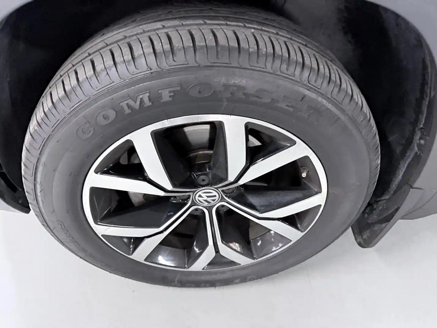 Фото 10 - Volkswagen Teramont