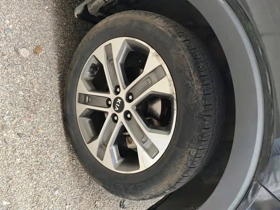 Фото 6 - Kia Sportage
