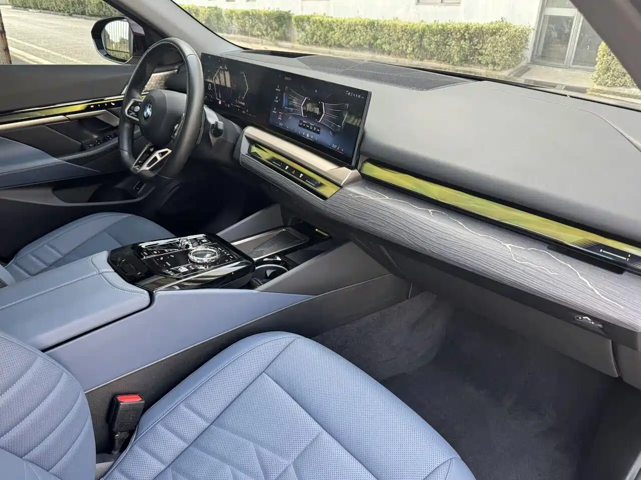 BMW 5 Series 2024 530Li Premium M Sport Package фото 16