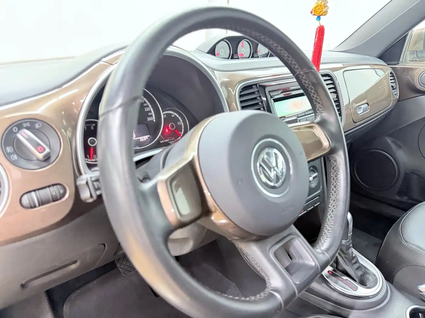 Volkswagen Beetle 2013 1.2TSI Comfort фото 19