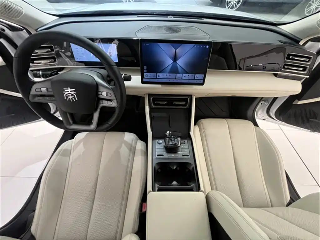 BYD Qin L 2025 DM-i Smart Drive Edition 80KM Leading фото 14