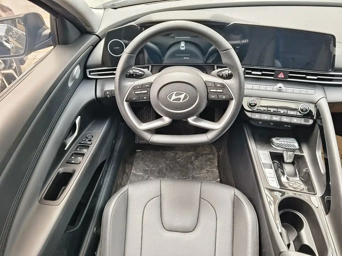 Hyundai Elantra 2025 2023 1.5L CVT GLS Premium