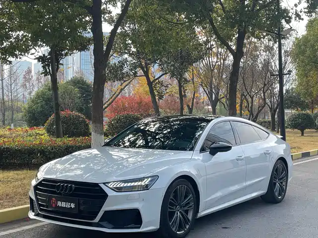 Audi A7 2023 Model 45 TFSI Premium Selection Edition