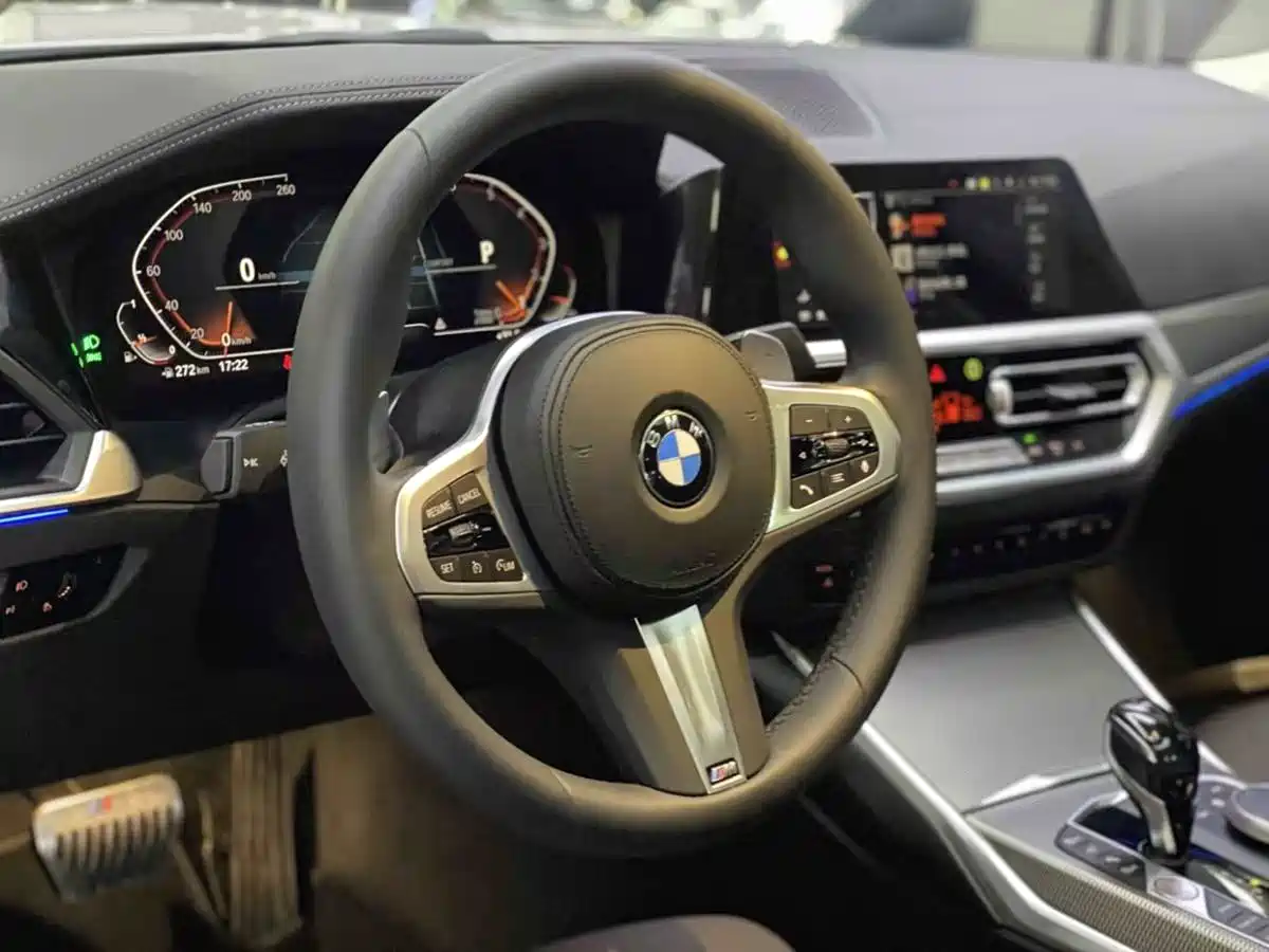 Photo 5 - BMW 3 Series
