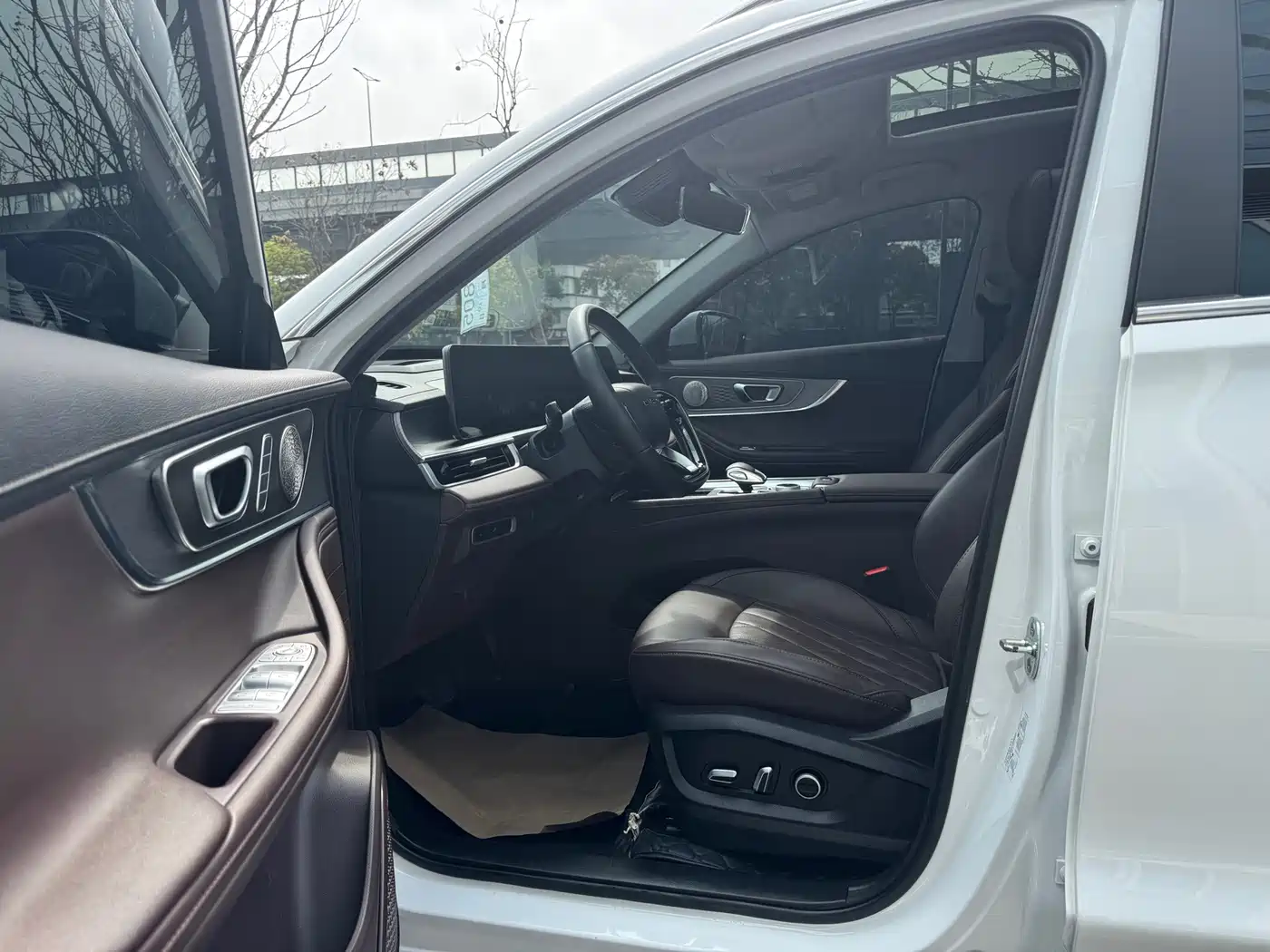 Chery Tiggo 8 PRO 2023 2024 Champion Edition 390T 2WD Peak Edition 5-Seater
