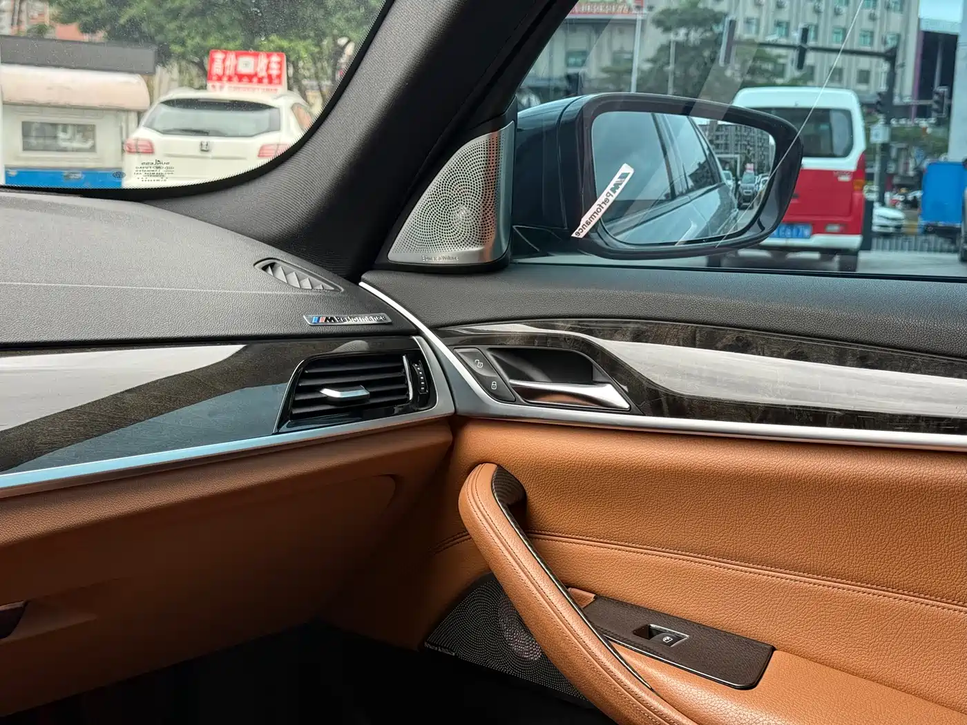 BMW 5 Series 2018 530Li xDrive M Sport Package фото 10