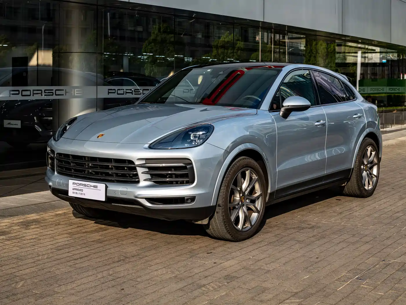 PORSCHE CAYENNE