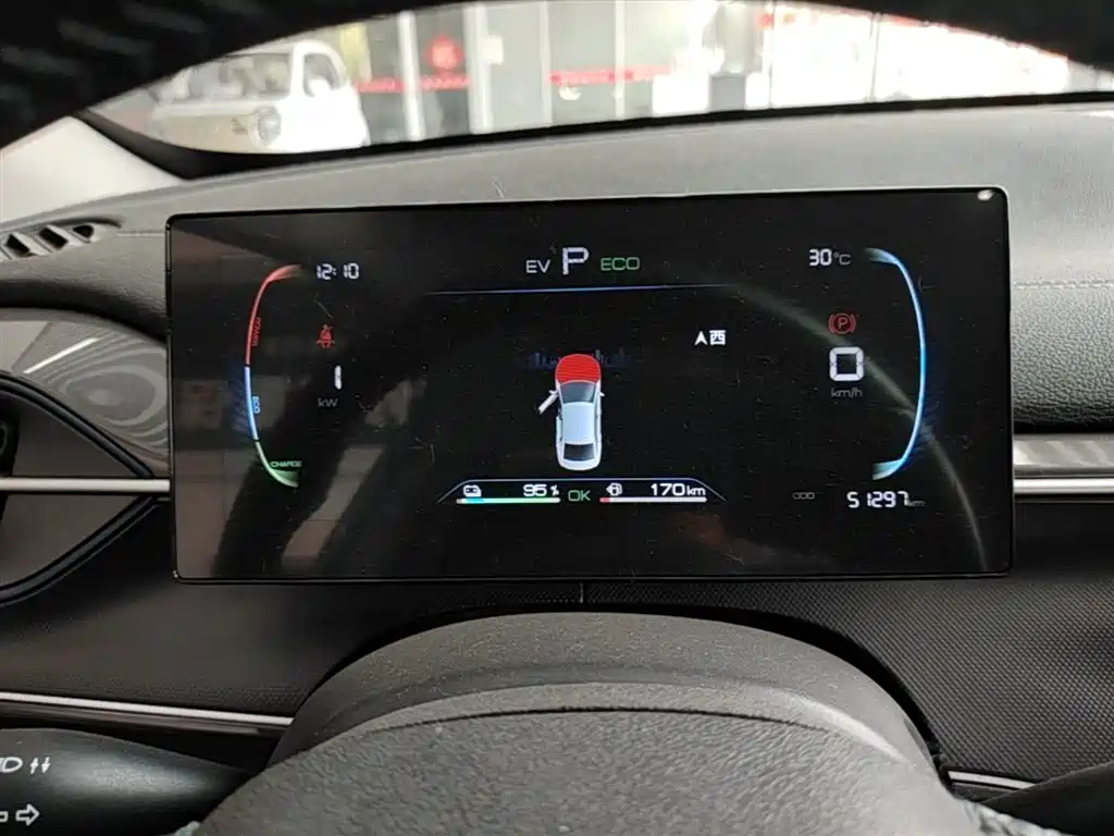 BYD Destroyer 05 2024 Glory Edition DM-i 55KM Luxury фото 12