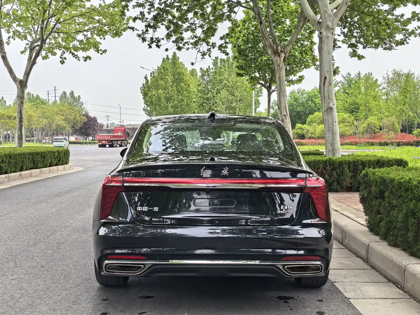 Hongqi H5 2024 1.5T DCT Smart Connect Flag Rhythm Edition фото 5
