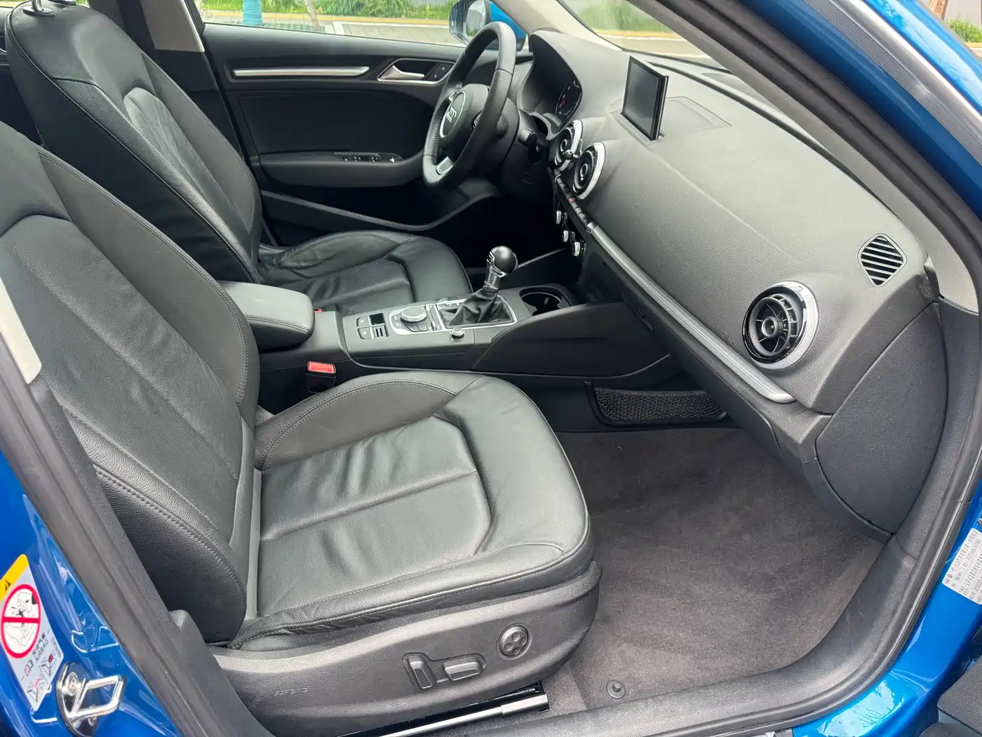 Audi A3 2015 Sportback 35 TFSI Millionth Anniversary Comfort Enjoyment Type фото 14