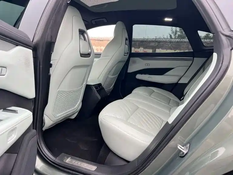 ZEEKR EXTREME KRYPTON 001